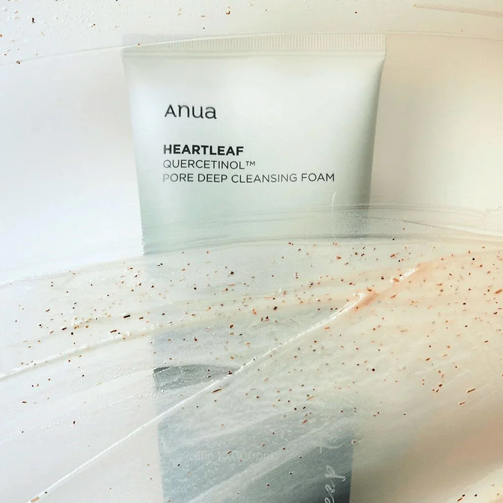 Anua Heartleaf Quercetinol Pore Deep Cleansing Foam - Image 3