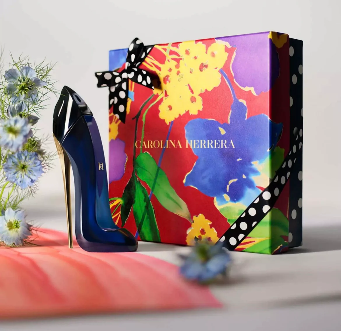 Carolina Herrera Good Girl Eau de Parfum 3-Piece Gift Set - Image 3