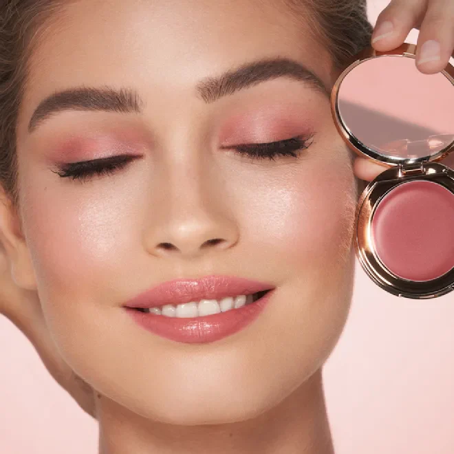 Charlotte Tilbury Pillow Talk Lip & Cheek Glow - Image 3