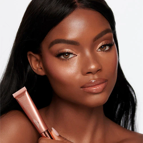 Charlotte Tilbury Beauty Light Wand Blush - Image 3