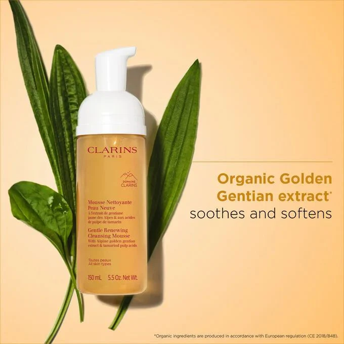 Clarins Gentle Renewing Cleansing Mousse - Image 3