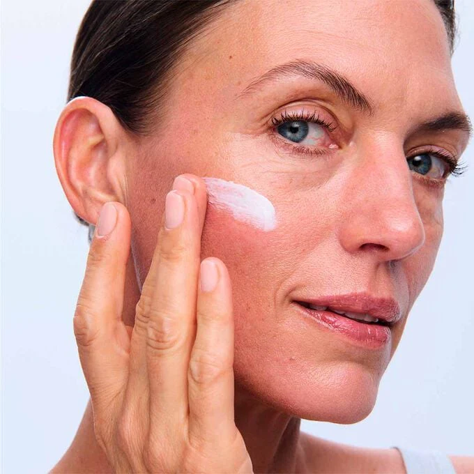 Clarins Super Restorative Night Cream — Very Dry Skin - Image 5