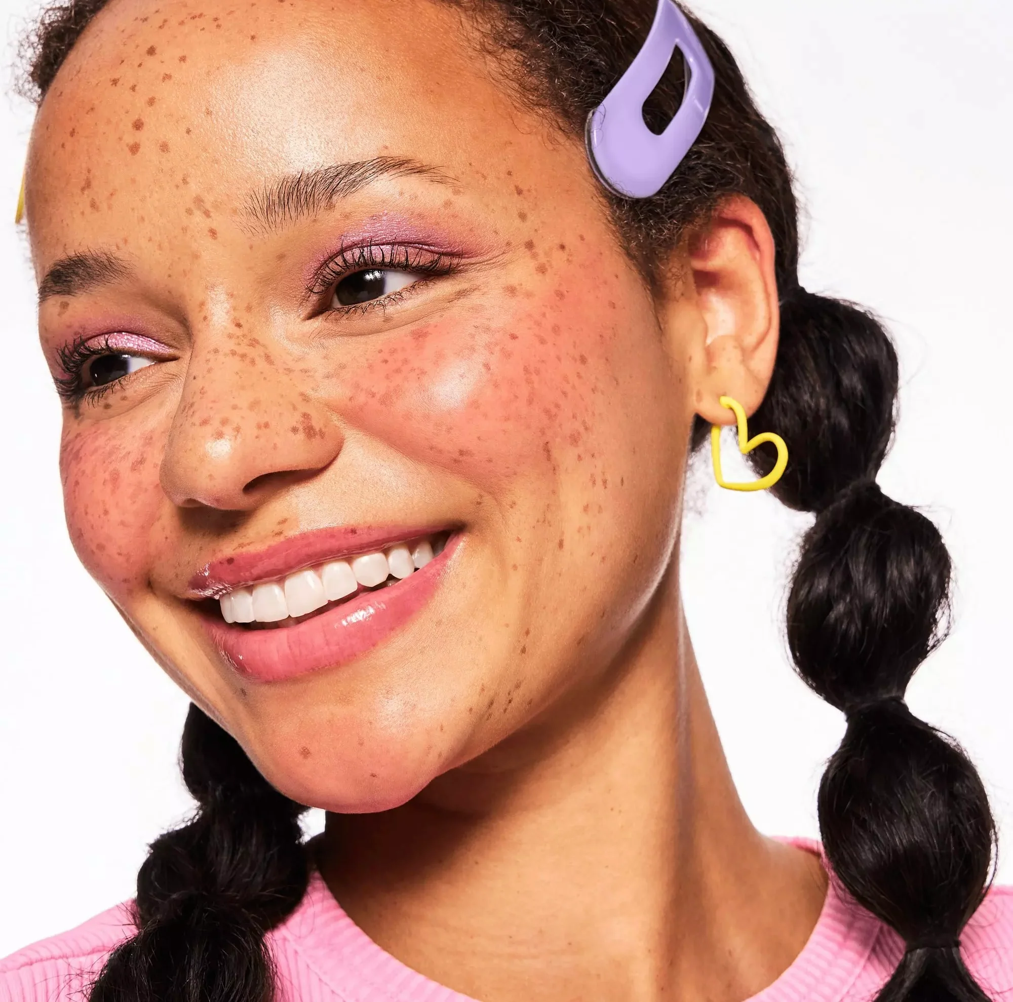 Essence Baby Got Blush - Image 11