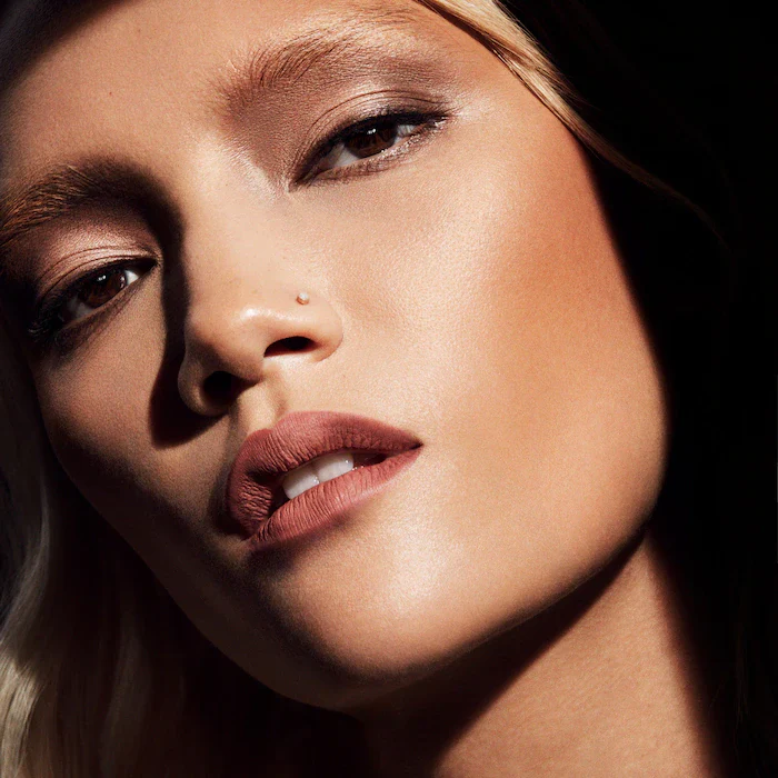 Fenty Beauty by Rihanna Pro Filt'r Instant Retouch Setting Powder - Image 6