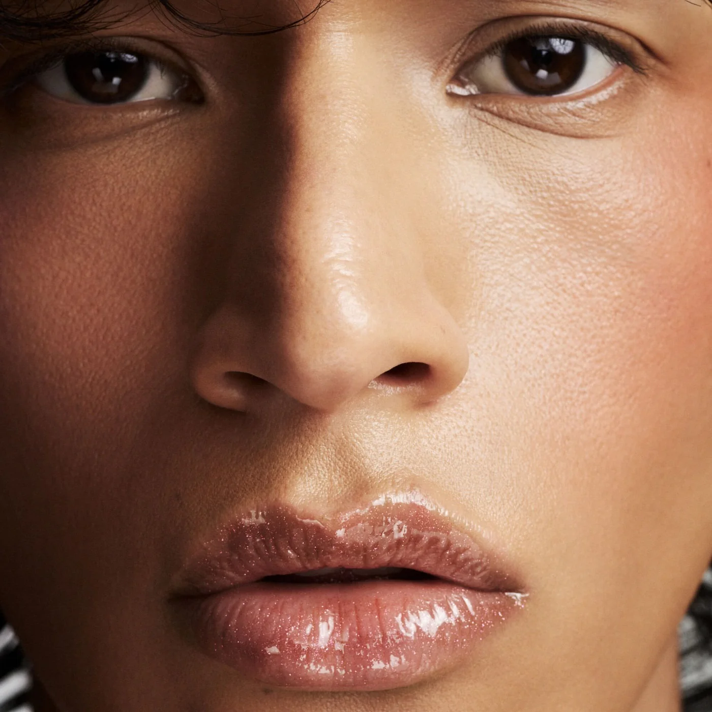 Fenty Beauty Gloss Bomb Universal Lip Luminizer (Sample size) - Image 3