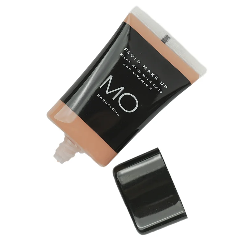 Mo Fluid Makeup - Image 4