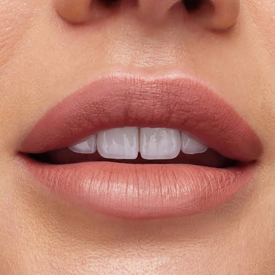 Huda Beauty Liquid Matte - Image 8