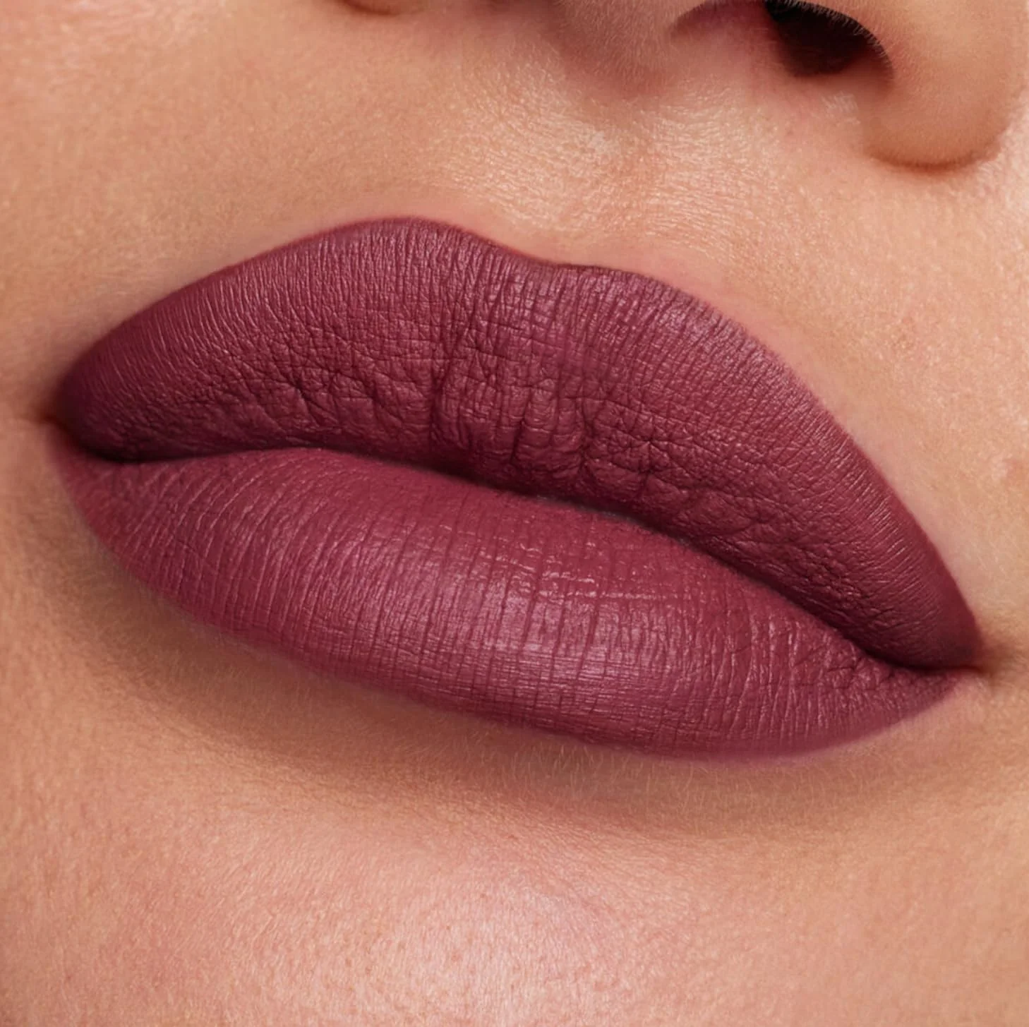 Huda Beauty Liquid Matte - Image 9