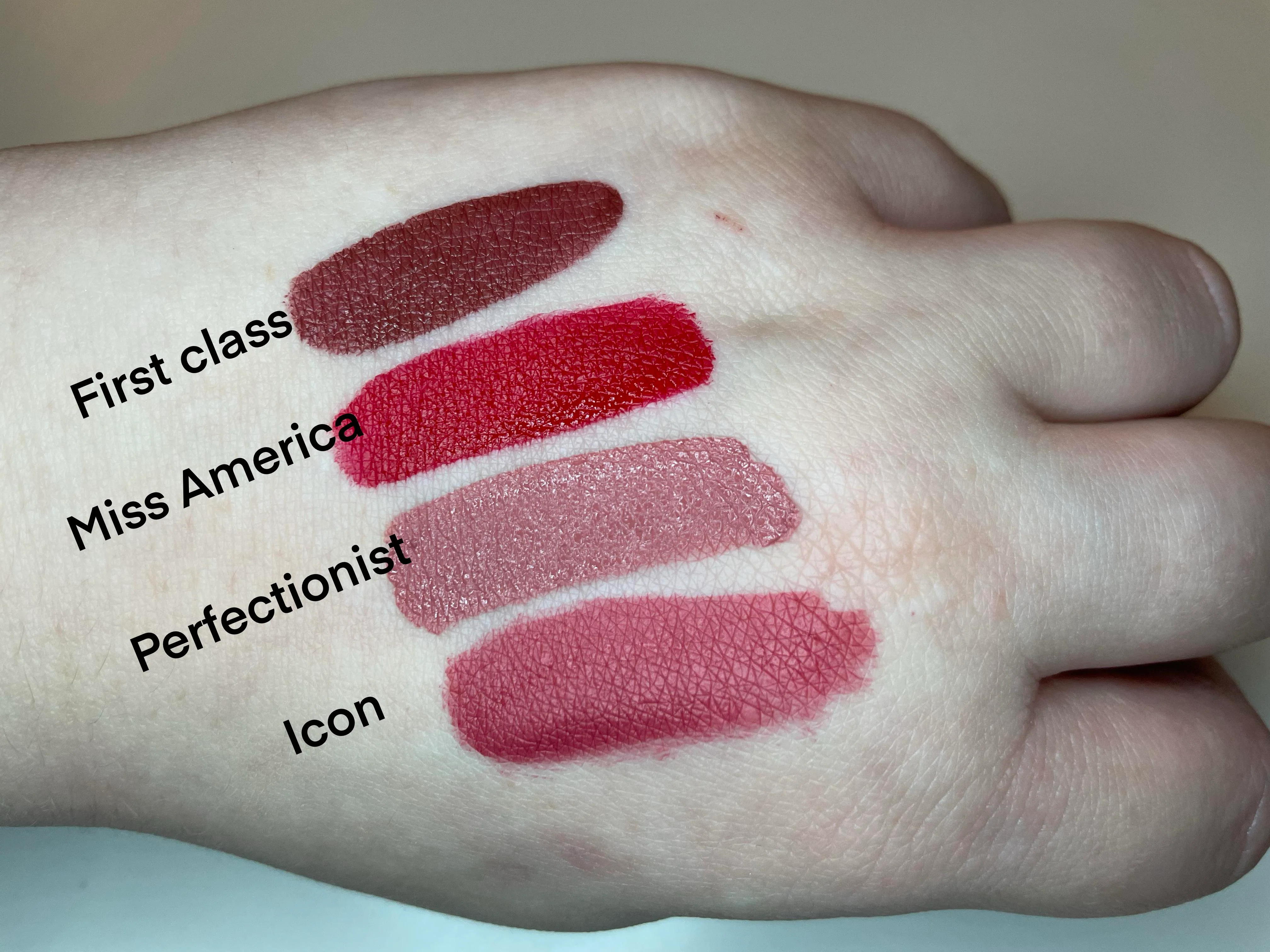 Huda Beauty mini liquid lipstick (Sample Size) - Image 4