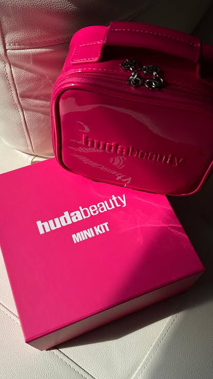 HUDA BEAUTY Vanity Bag (MINI) - Image 4