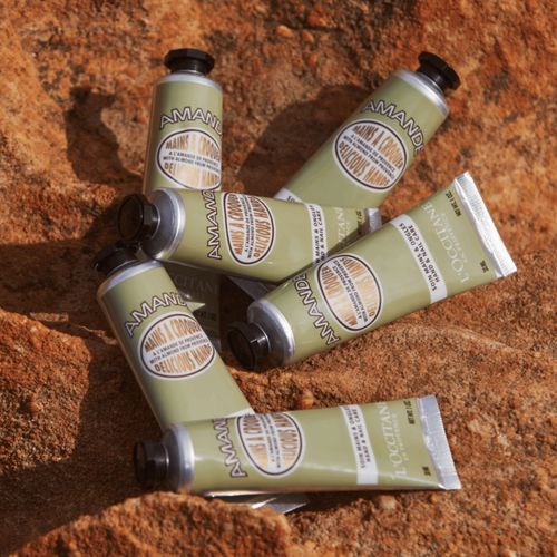 L'OCCITANE Almond Delicious Hand & Nail Cream - Image 2