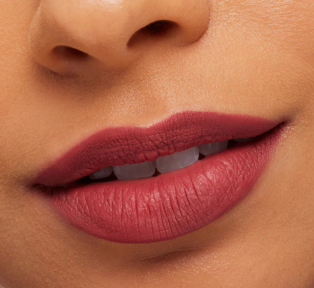 MAC GOLDY LOCKED KISS INK DUO - Image 5