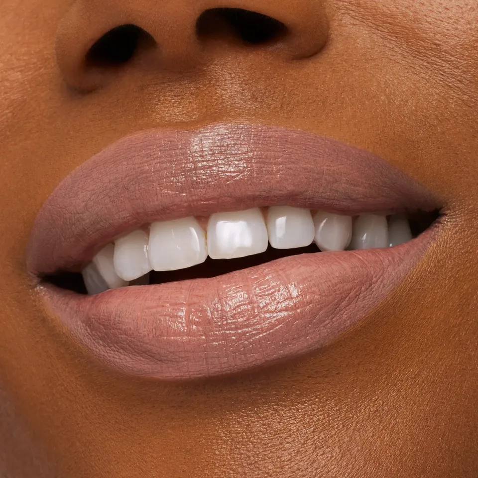 MACximal Sleek Satin 8 HR Full-Coverage Pigment-Rich Hydrating Lipstick - Image 6