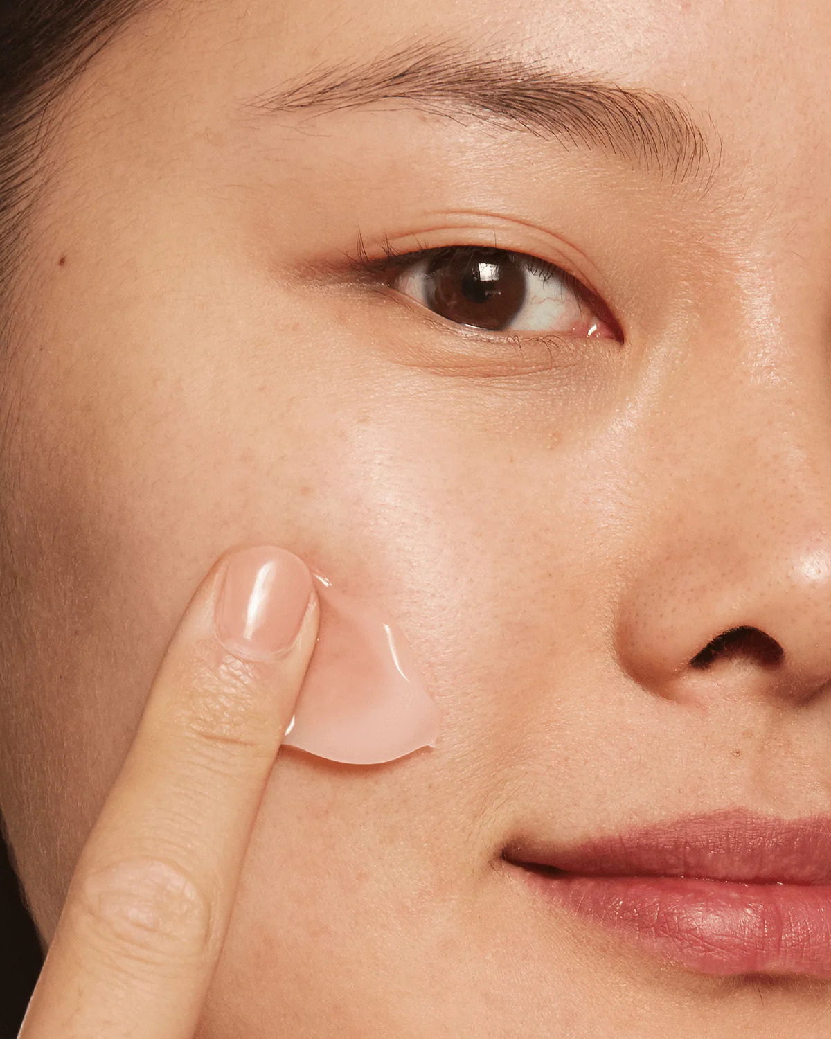 Clinique Moisture Surge™ 100H Auto-Replenishing Hydrator - Image 3
