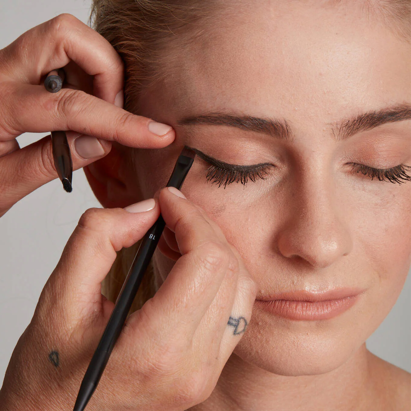 NYX EPIC WEAR WATERPROOF EYELINER STICK - Image 6