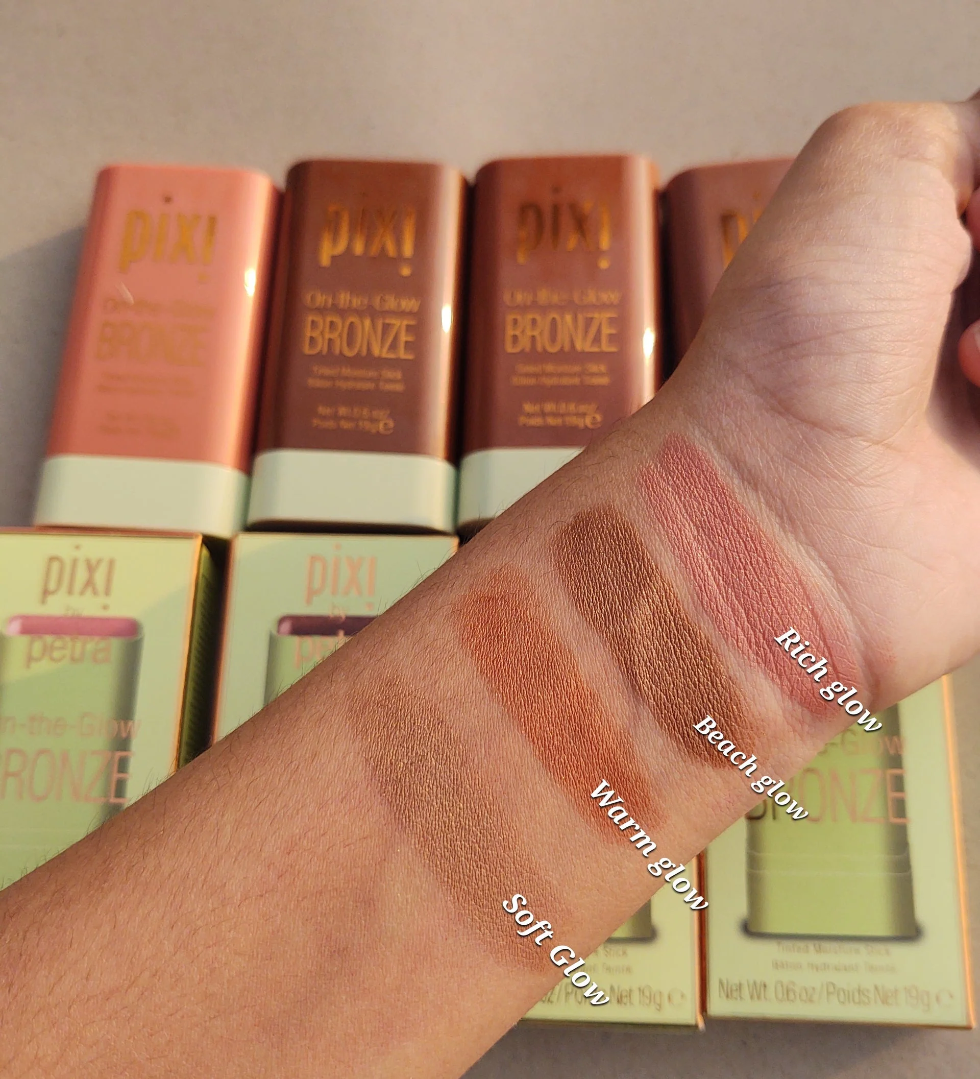 Pixi On-the-Glow Bronze - Image 6