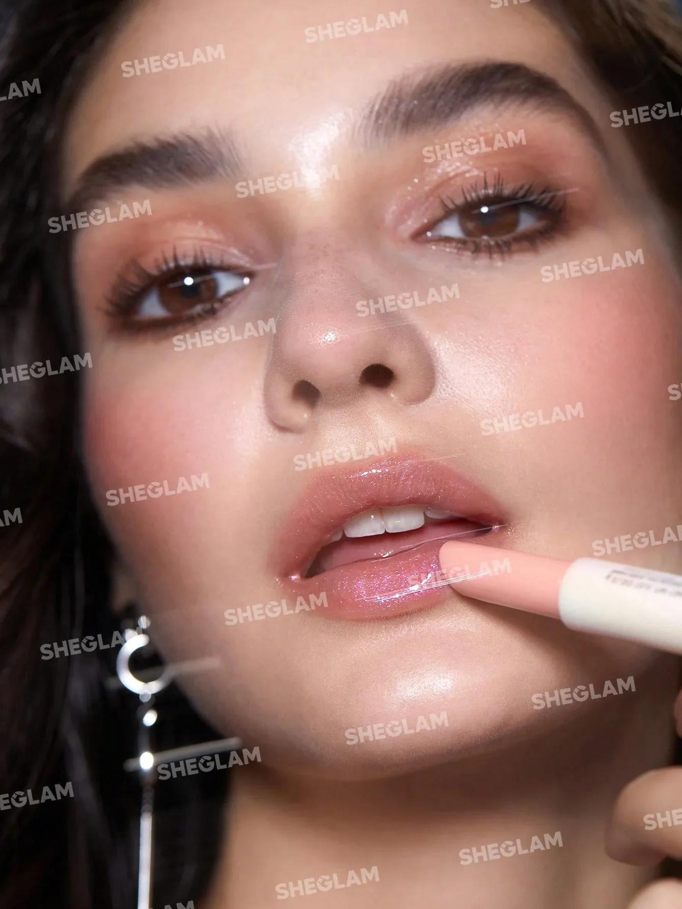 Sheglam Pout-Perfect Shimmer Lip Plumper - Image 13