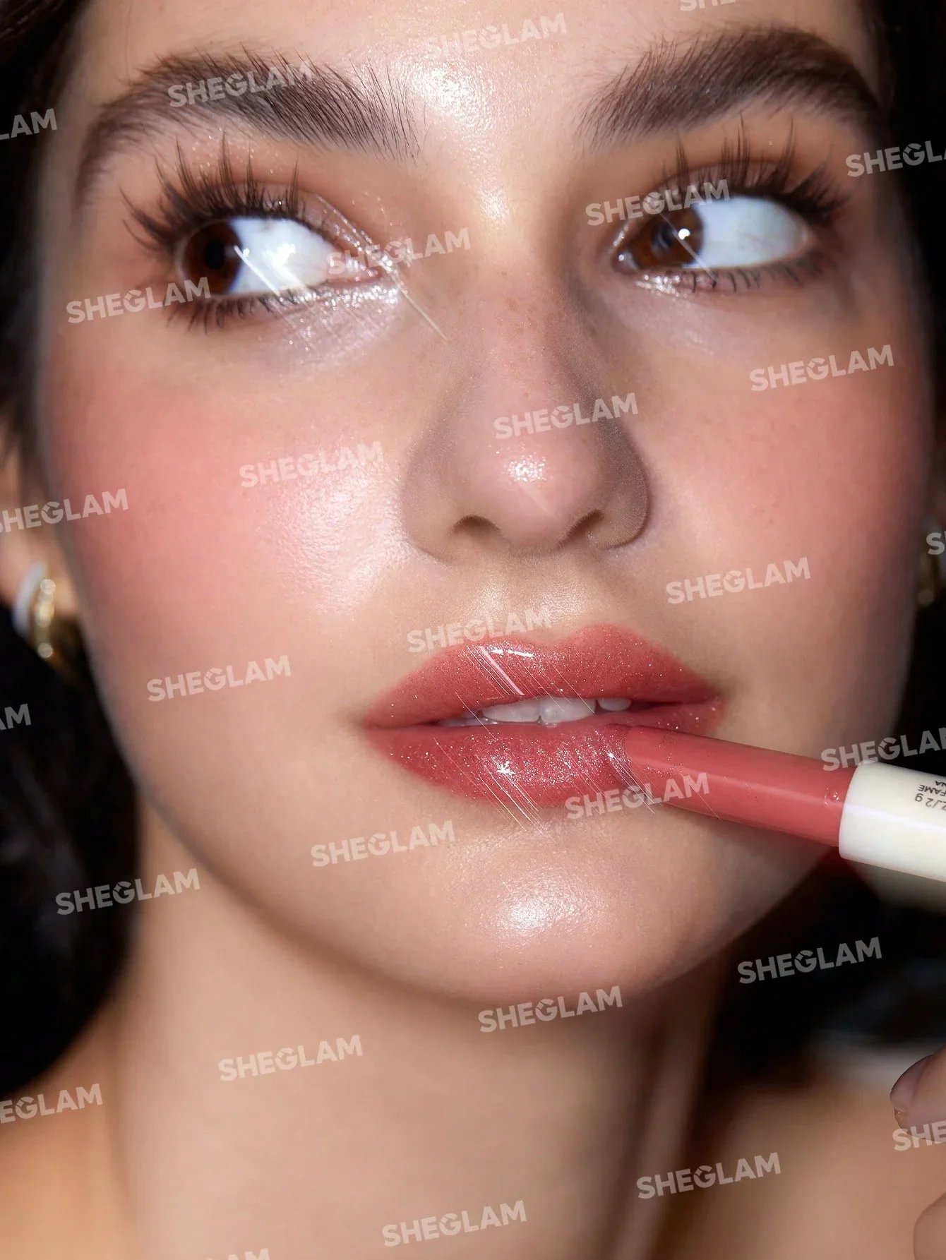Sheglam Pout-Perfect Shimmer Lip Plumper - Image 5