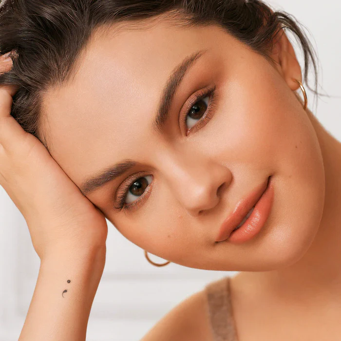 Rare Beauty by Selena Gomez Illuminating Primer - Image 4