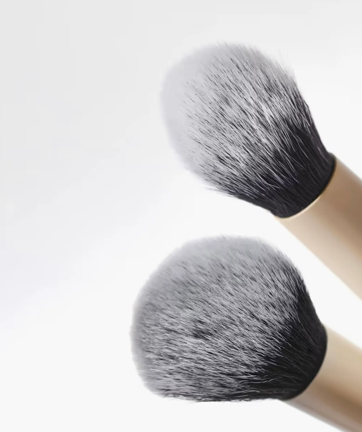 REFY COMPLEXION BRUSH - Image 3
