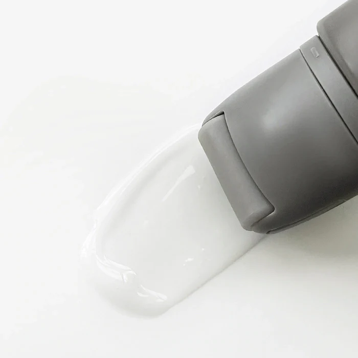 REFY Glow and Sculpt Face Serum Primer with Niacinamide - Image 3