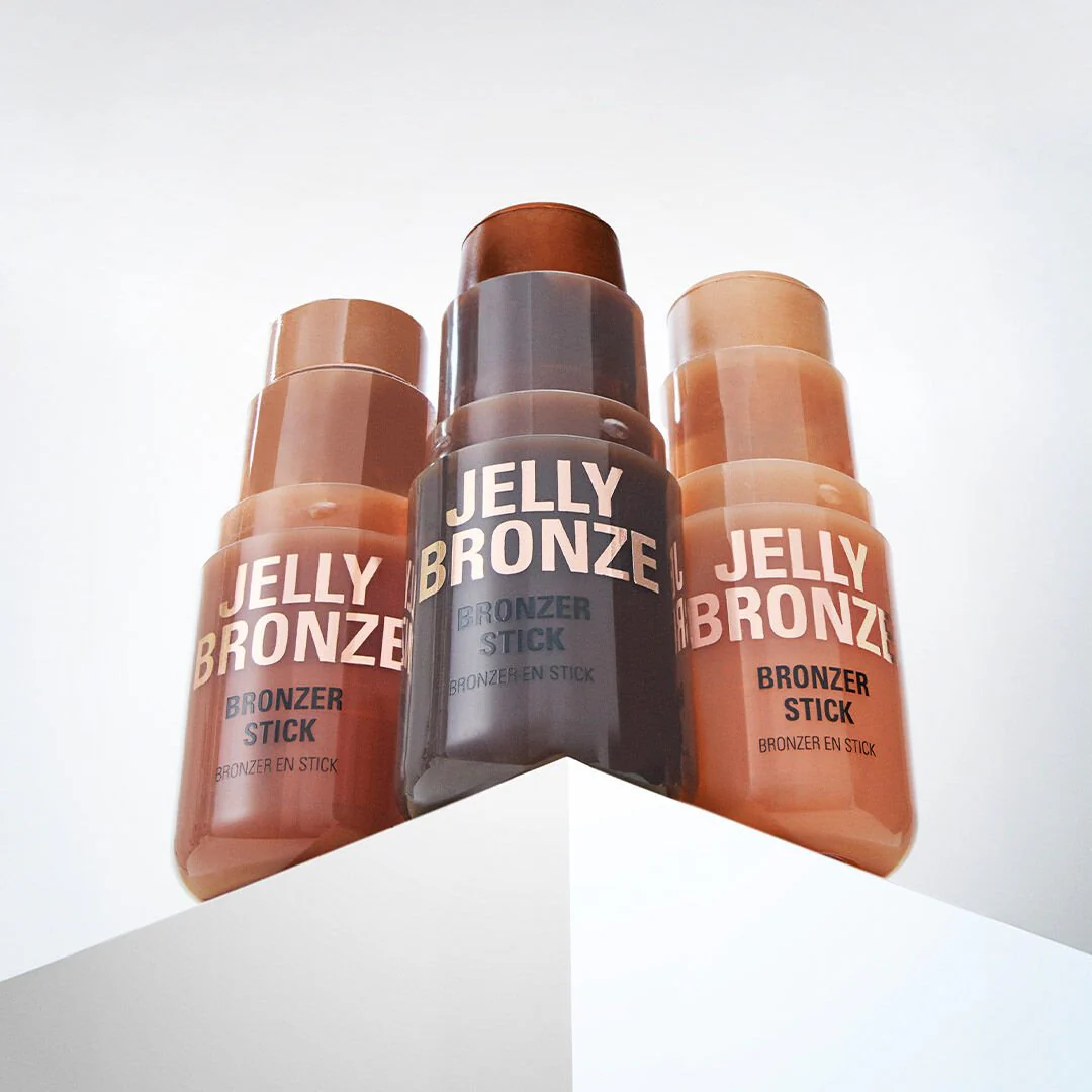 Revolution Jelly Bronzer Stick - Image 3