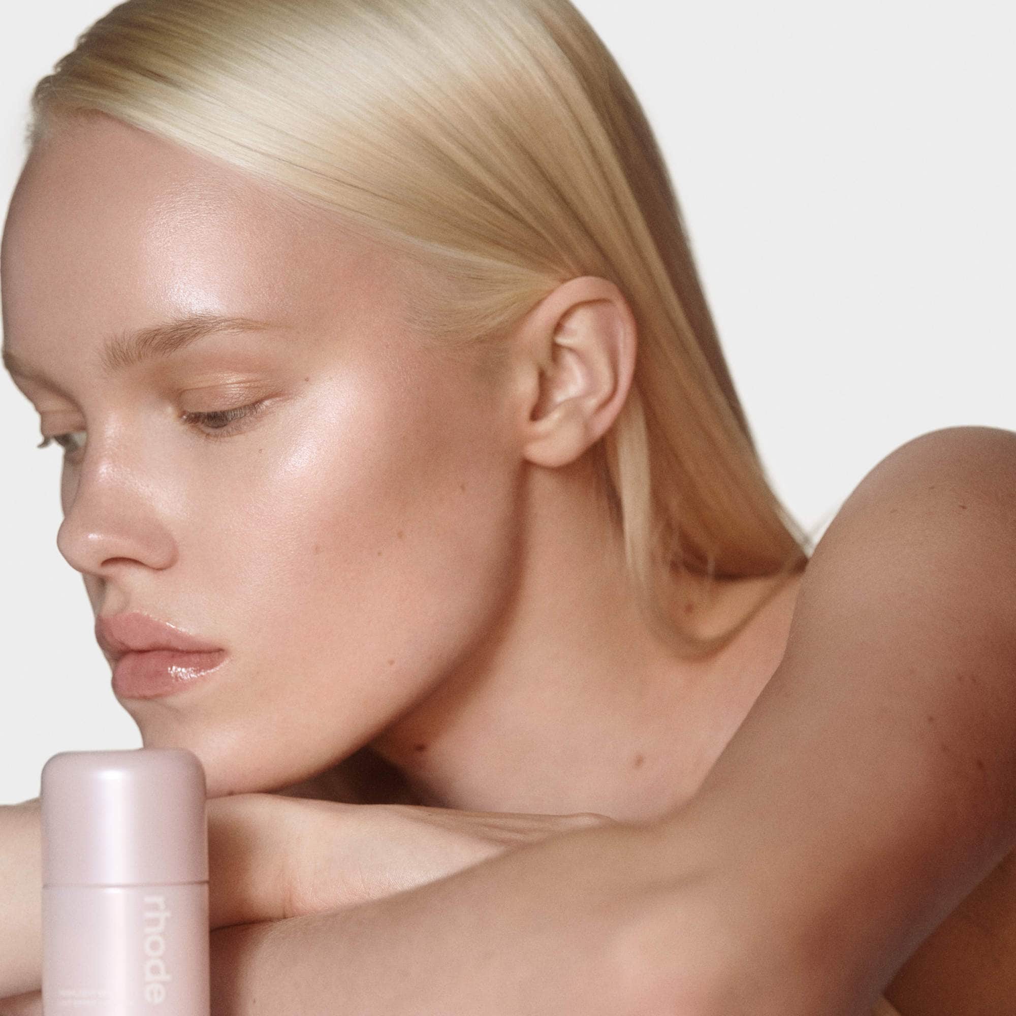 Highlight Milk Multipurpose Luminizer - Image 9