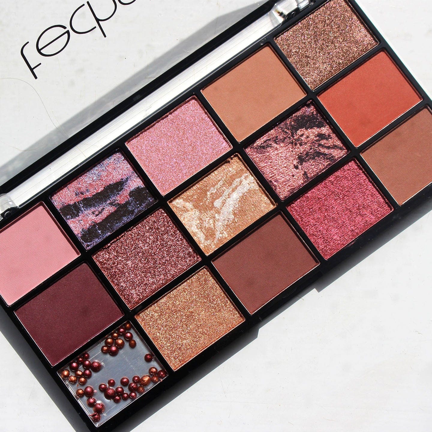 TECHNIC PERSUASION PRESSED PIGMENT PALETTE - Image 4